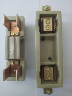 Gippson 200 AMP Cream Handle Lugs Type 415 Volt Copper Fuse