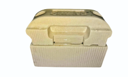 Gippson 200 AMP SS Big Handle Lugs Cream 415 Volt